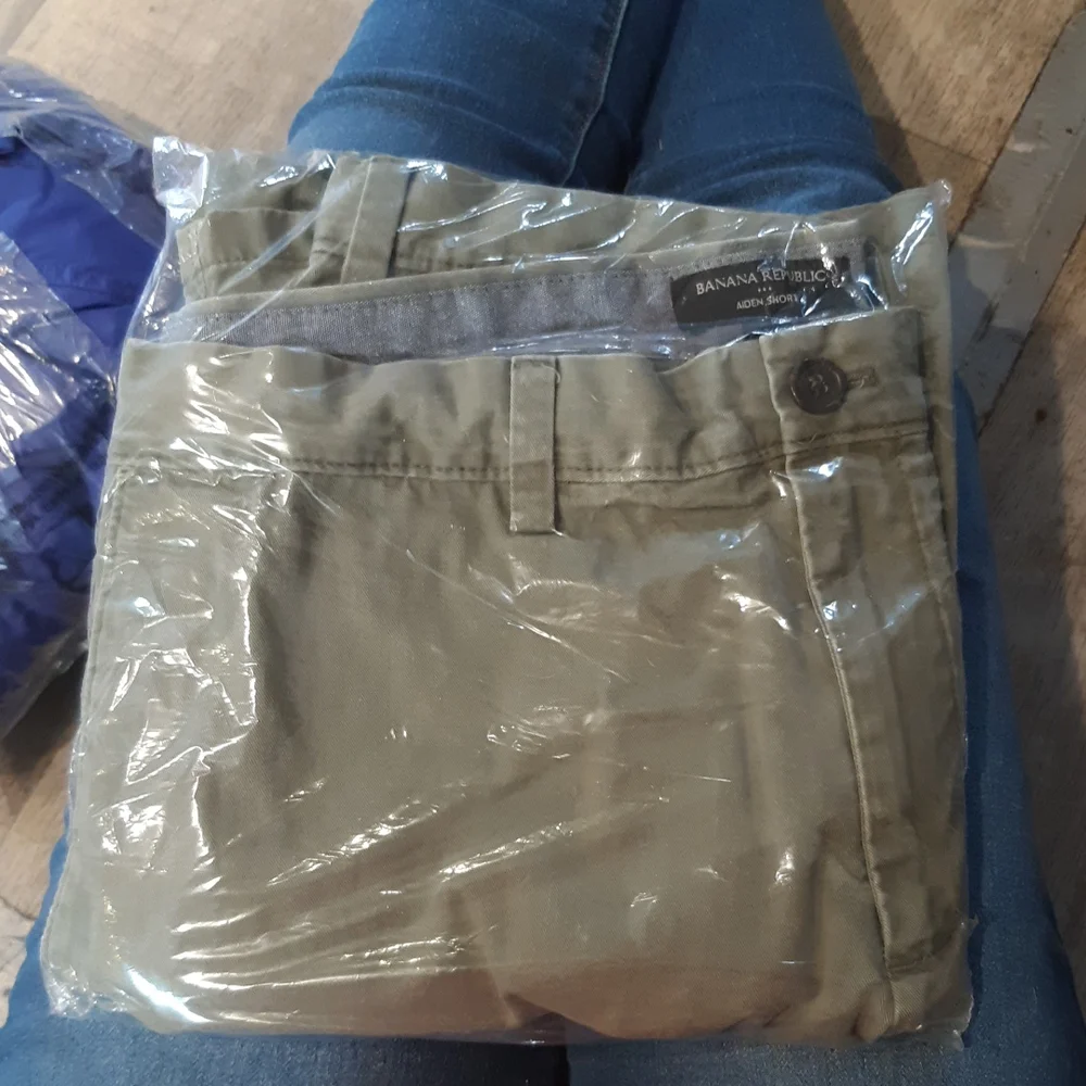 Banana Republic mens shorts